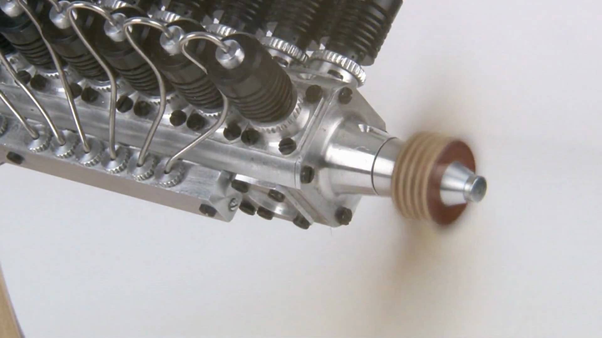 Gasparin V12 CO2 Model Airplane Engine