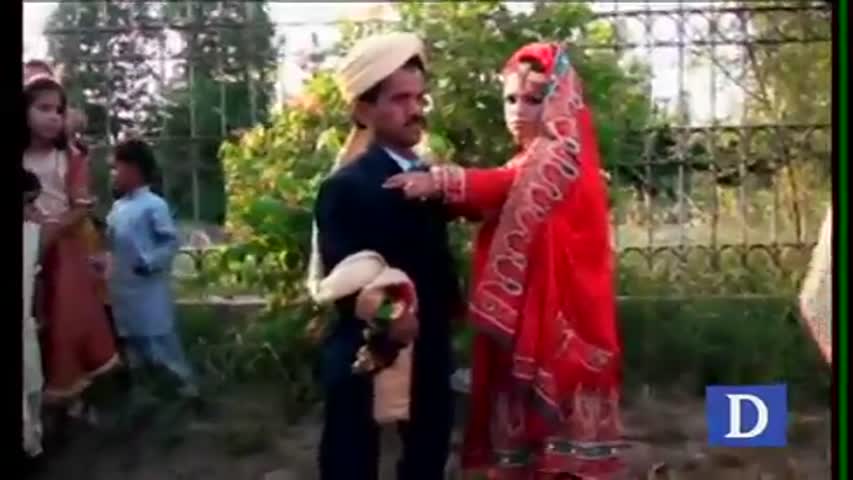 2.5 feet tall couple marriage in Multan
