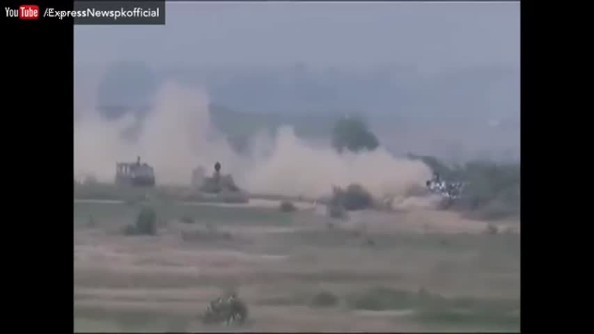 Gen Raheel Sharif visits Lahore Balochi Hills - Heavy Tanks | Express News