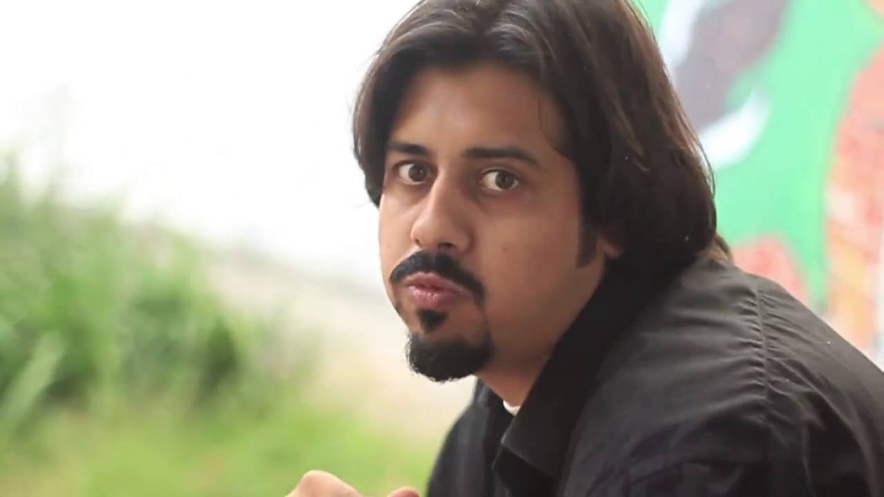 Bekaar Flims | Kaminey friends be like. |