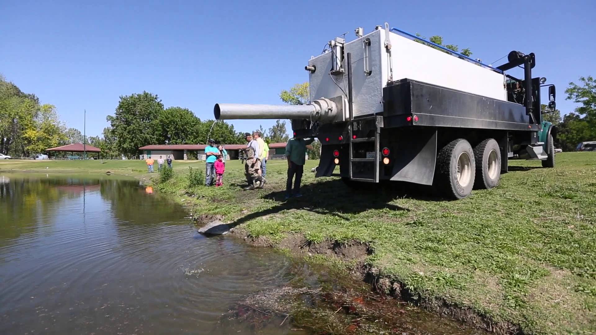 Columbia Park pond gets stocked with rainbow trout