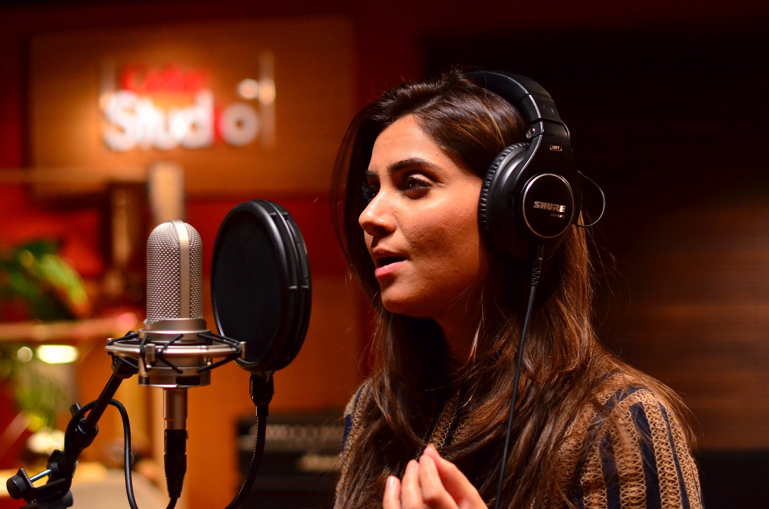 Moray Naina. Zara Madani