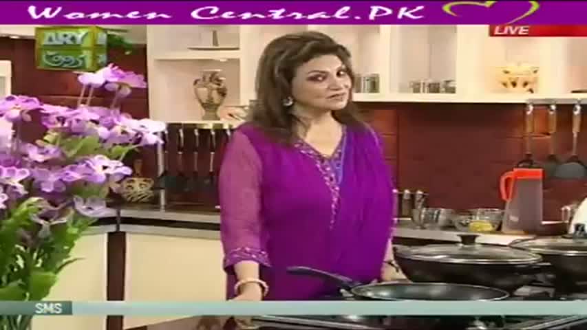 Khane Main Kia Hai 3rd July 2012 (Karahi Kabab & Three Color Puri)