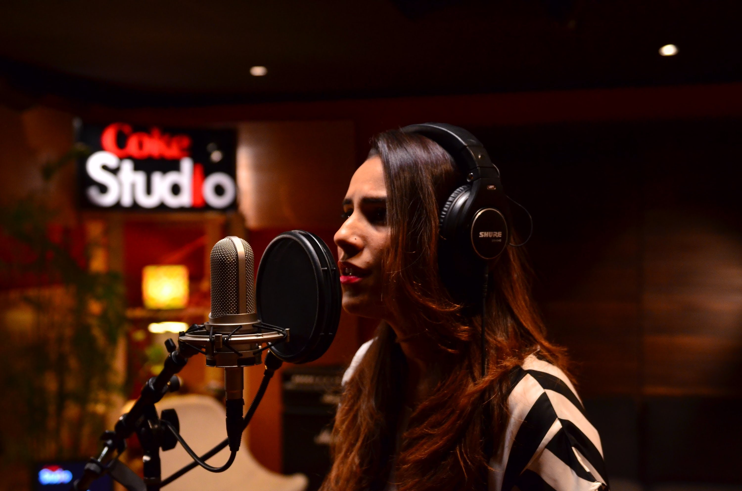 Ishq Kinara - Üsküdar'a Gider Iken. Sumru Ağıryürüyen, Zoe Vicajji