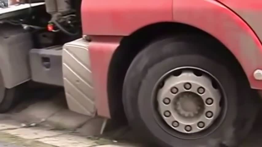 extreme truking   big trucks in the world