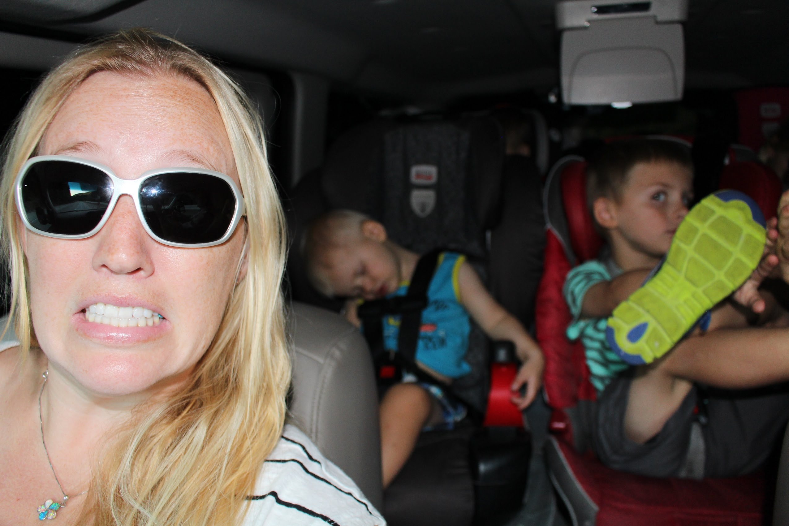 24 Hours With 5 Kids on a Road Trip