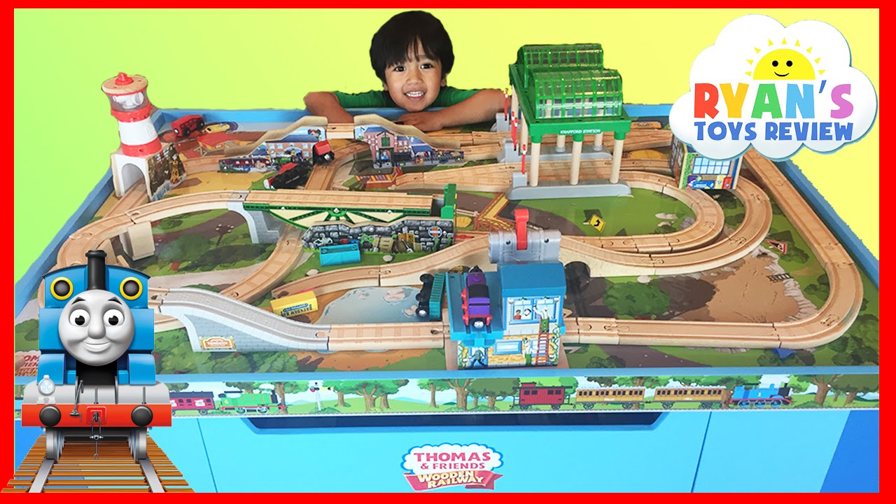 Thomas and Friends Wooden Railway Knapford Station Tidmouth's Tipping Bridge Ulfstead Signal Station