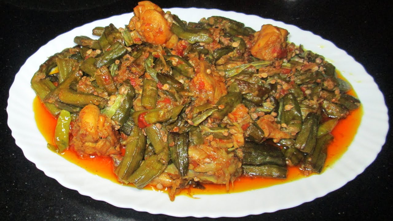 Bhindi Gosht (Okra or Ladyfinger) - Bhindi Ki Sabzi - Bhindi Chicken Recipe