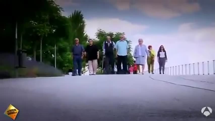 80 Year Old Skateboarder Shows Up Kids At Skatepark