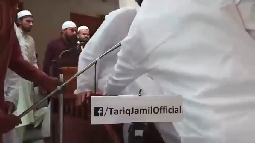Maulana Tariq Jameel Live From Eid Gah Tulamba Eidul Azha Bayan #Eid_Bayan 2017