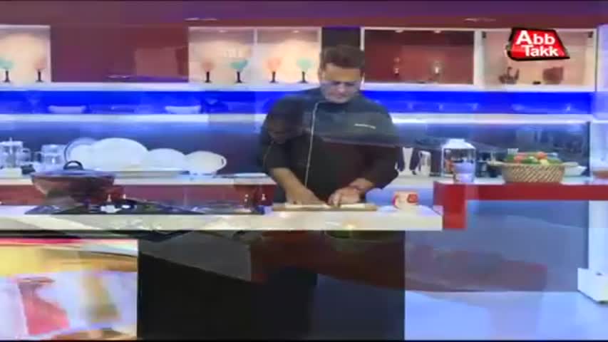 Matar Kachori aur Aloo Sabzi Recipe - Daawat e Mehboob - Episode 56