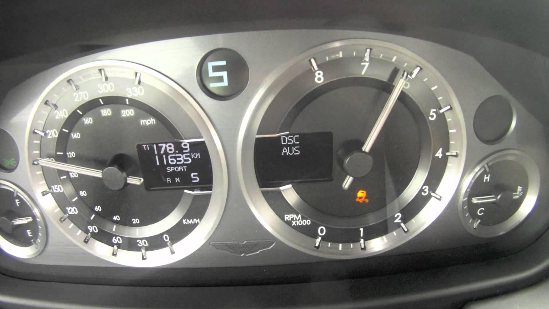 Aston Martin V8 Vantage S 0-295 km/h