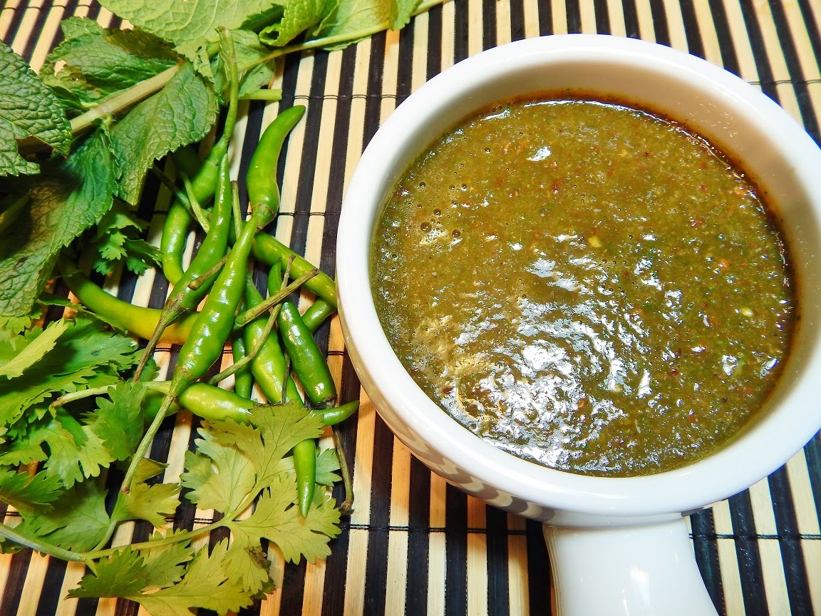 Mint and Imli ki Green Chutney پودینے اور املی کی ہری چٹنی