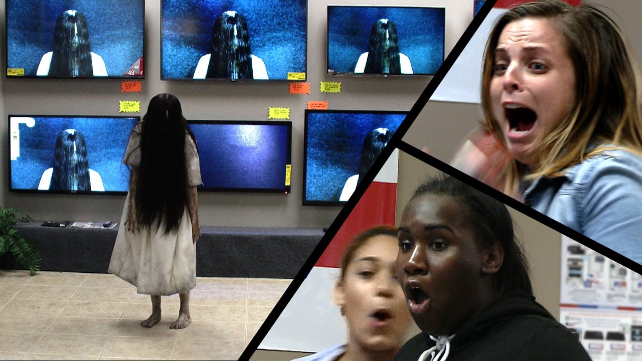 Rings (2017) - TV Store Prank