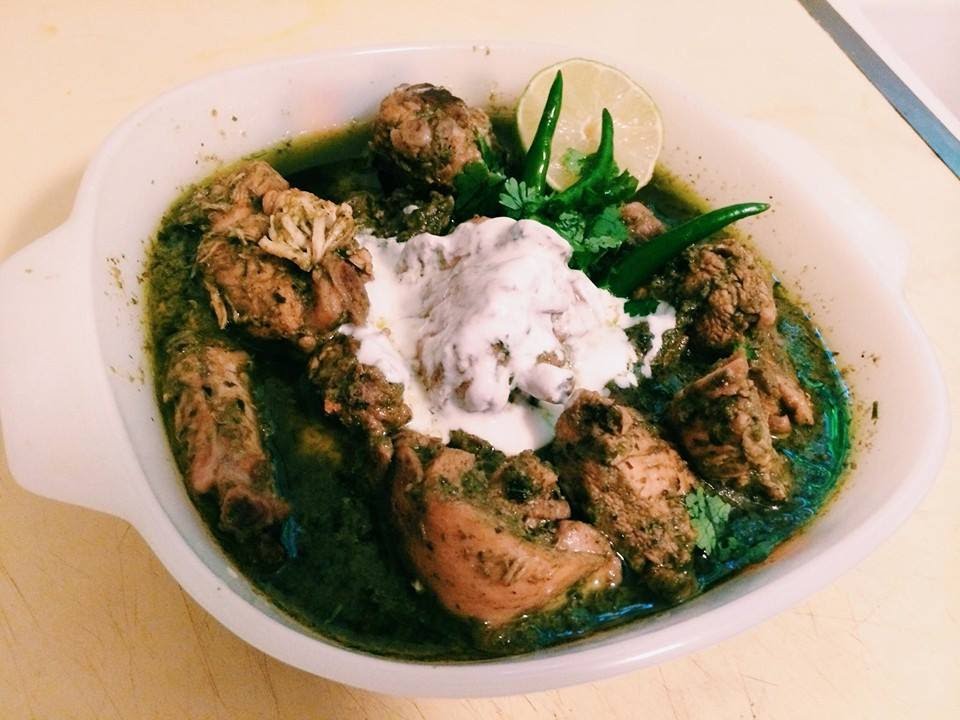 Green Chicken Recipe (In Urdu/Hindi) by Sehar Syed