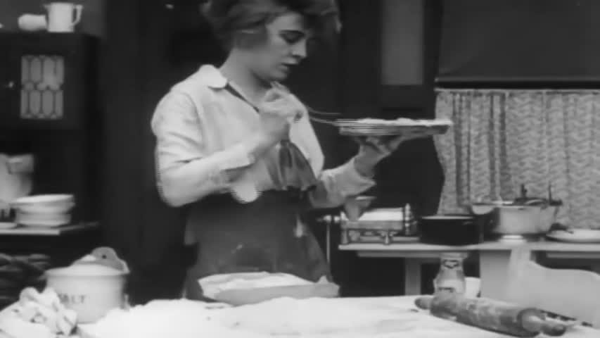 Charlie Chaplin in The Pawnshop [1916] | Silent Film