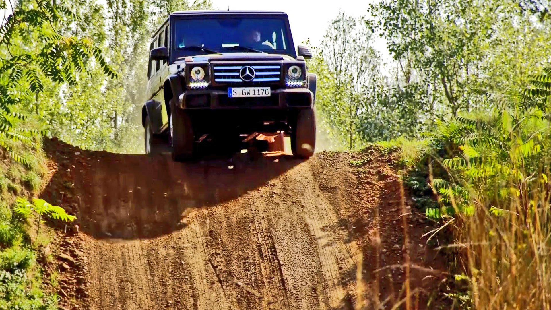 Mercedes G-Class (2016) G500 Off-Road Test [YOUCAR]