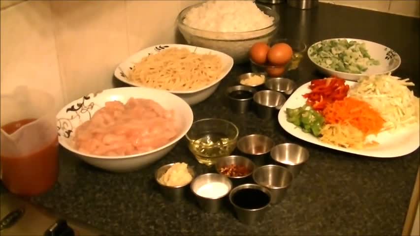 SINGAPORIAN RICE (PAKISTANI STYLE) *COOK WITH FAIZA*