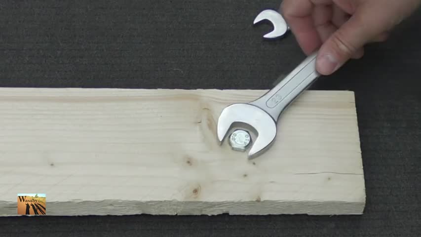 Life hack how to twist off screws without nut wrenches