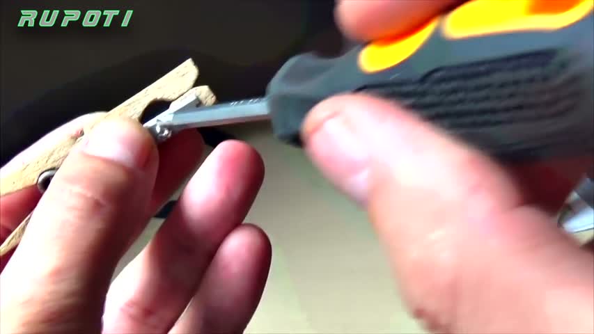 10 Simple Life Hacks Making Your Life Easier