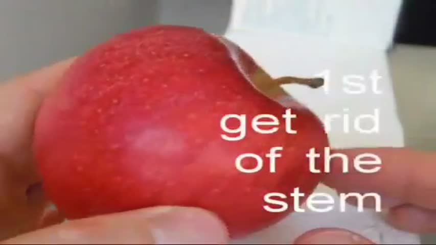 How to break an apple: one apple, two hands, four slices