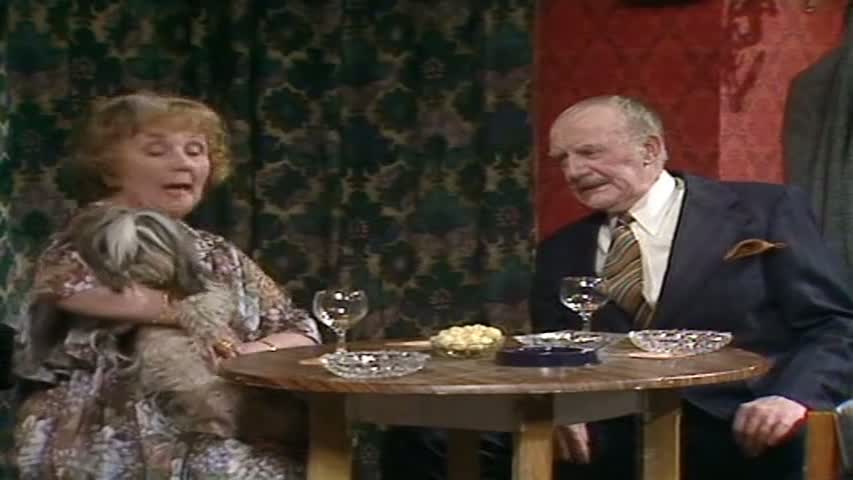 Fawlty Towers S02 E010 The Kipper and the Corpse
