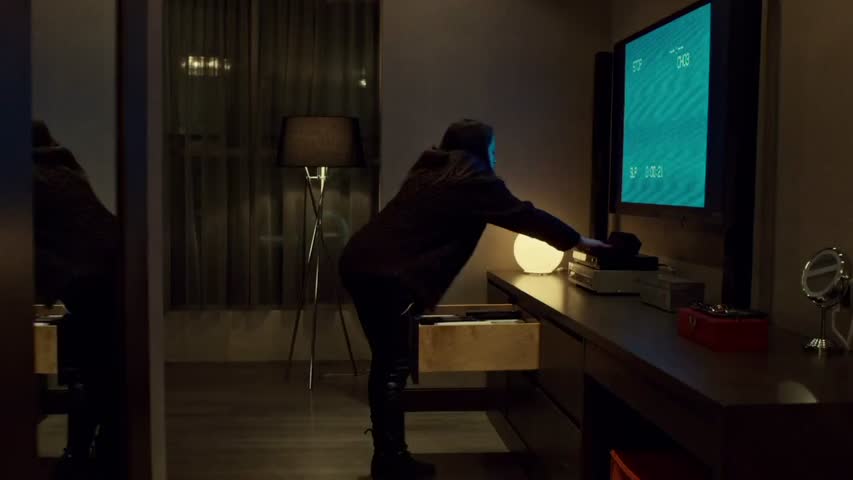 Orphan Black Season 2 Episode 6  To Hound Nature in Her Wanderings