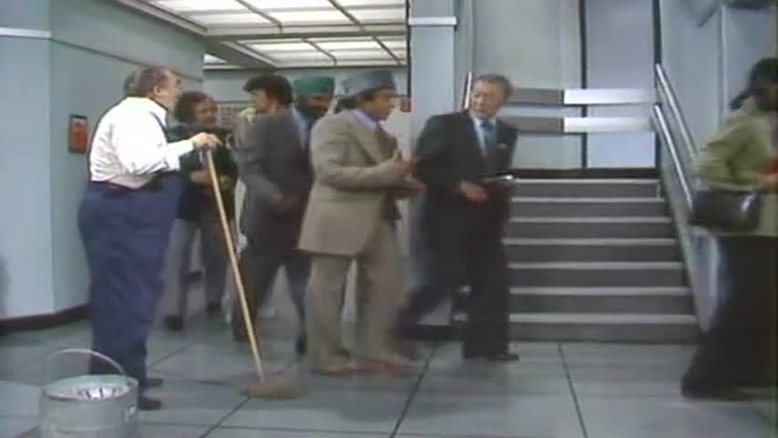 M - Mind Your Language - Season 3 Episode 8 - What a Tangled Web