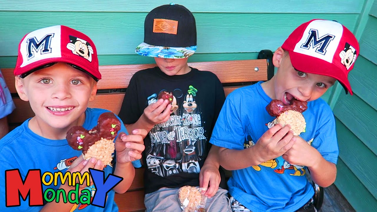 4th of July Family Pictures, Legos & Disneyland || Mommy Monday