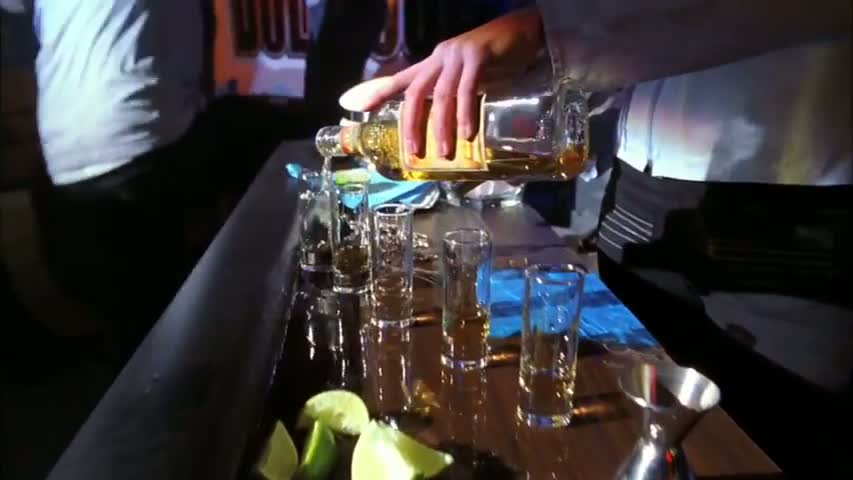 Smallville - Season 4 Episode 13 - Recruit 