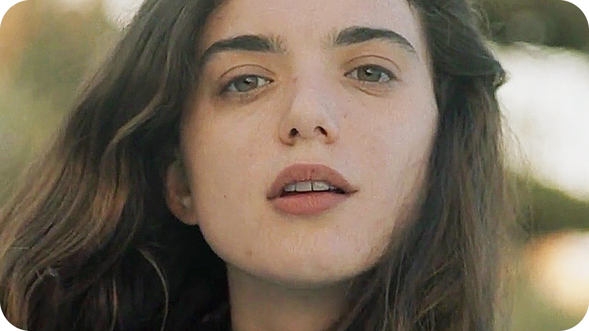 FIRST GIRL I LOVED Trailer (2016)