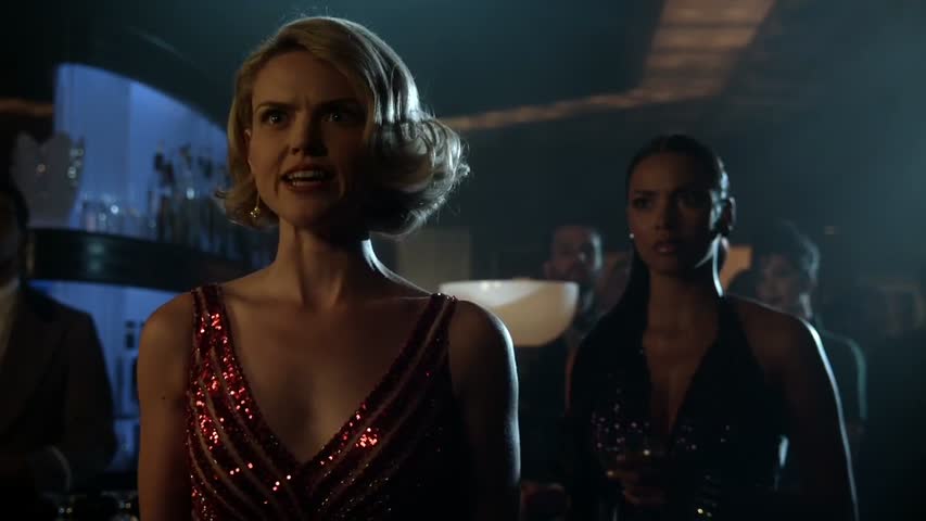 Gotham - Season 3 Episode 4 - Mad City: New Day Rising