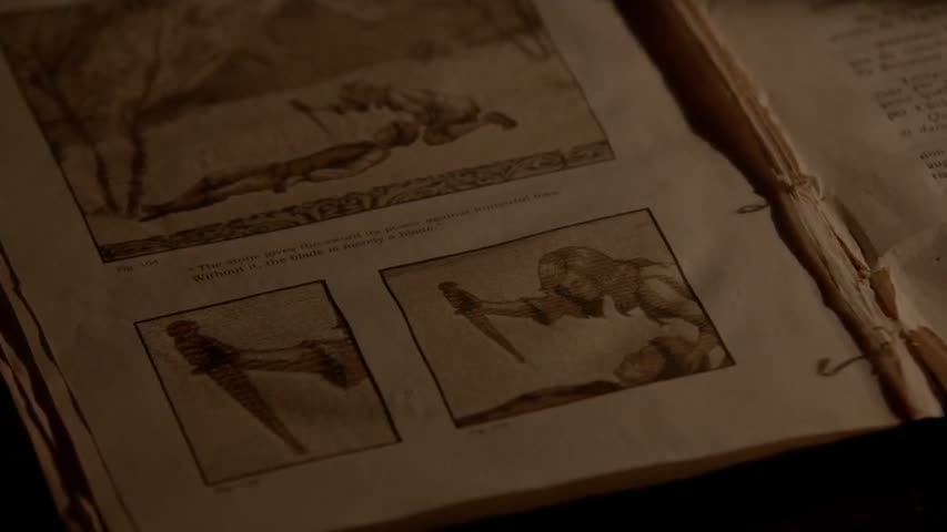  The Vampire Diaries - Season 7 Episode 11 - Things We Lost in the Fire