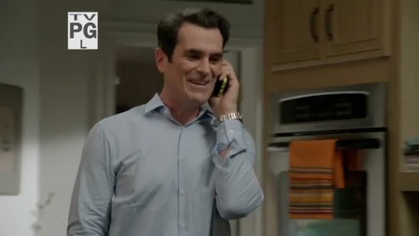 Modern Family - Season 5 Episode 3 - Larry's Wife