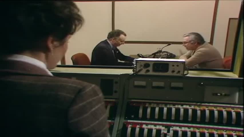 Y - Yes Prime Minister - Season 3 Episode 2 -