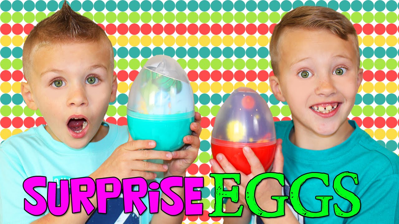 GIANT SURPRISE EGGS, Kinder Eggs, Disney Surprise Eggs Opening