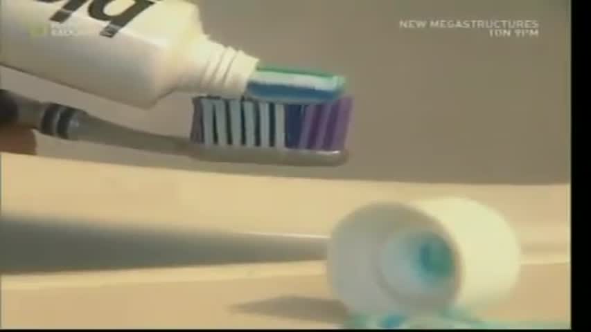 How It`s Made - Colgate Toothpaste 