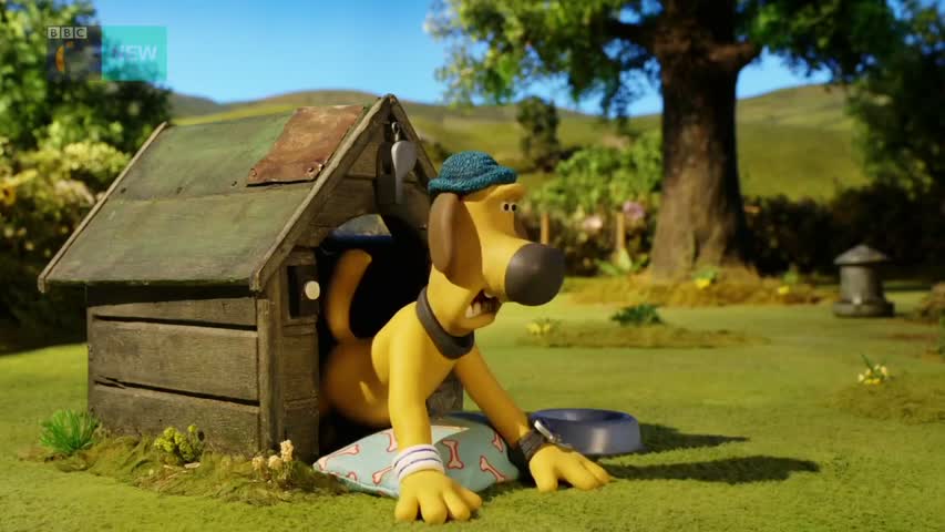 Shaun The Sheep - Season 5Episode 10: Bitzer's New Whistle