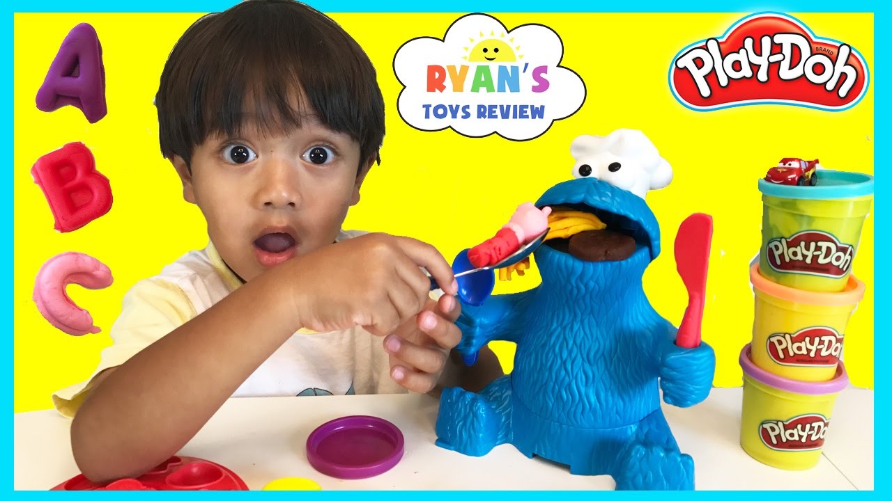 PLAY DOH COOKIE MONSTER LETTER LUNCH Cookie Monster EATS PEPPA PIG Disney Cars Learn ABC Alphabet