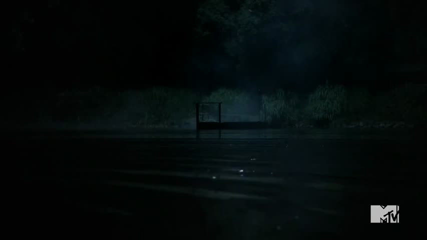 Scream - Season 1 Episode 1 - Red Roses 