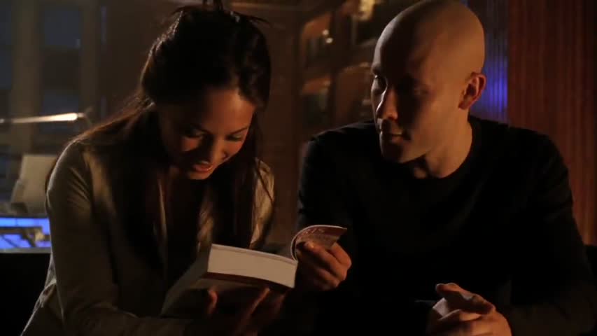 Smallville - Season 3 Episode 21 - Forsaken (1) 