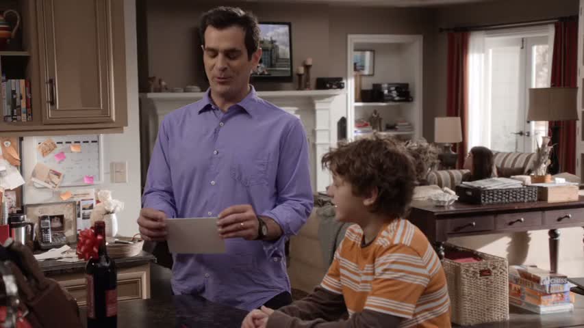 Modern Family - Season 2 Episode 24 - The One That Got Away