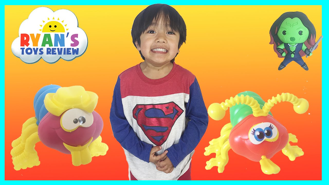 Family Fun Kids toys Cootie Game Egg Surprise Toys Challenge Marvel SuperHeroes Ryan ToysReview