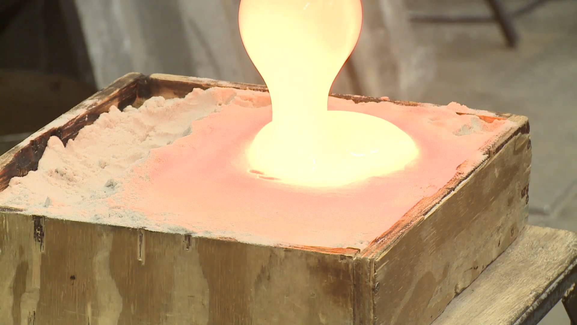 Dartington Crystal Hand Cast Keepsakes