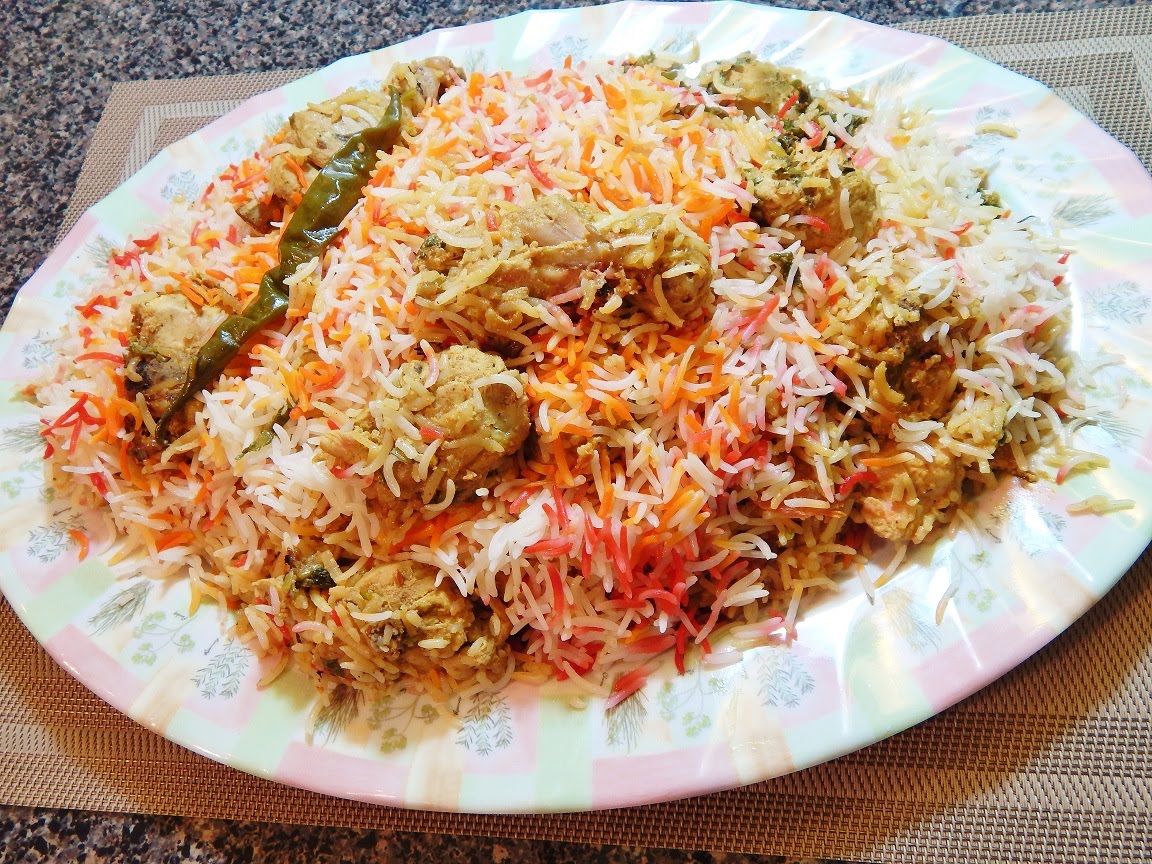 Hyderabadi style Chicken Dum Biryani/ Kachay Gosht ki Chicken Biryani کچے چکن کی بریانی