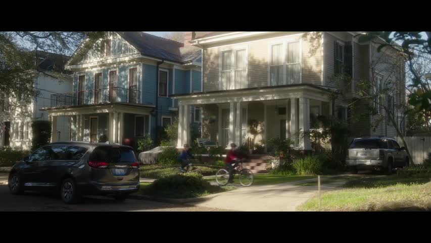 Bad Moms | Official Trailer | STX Entertainment