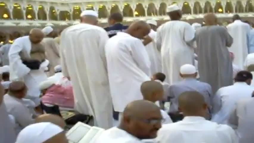 before iftaar in masjid harram clip#1