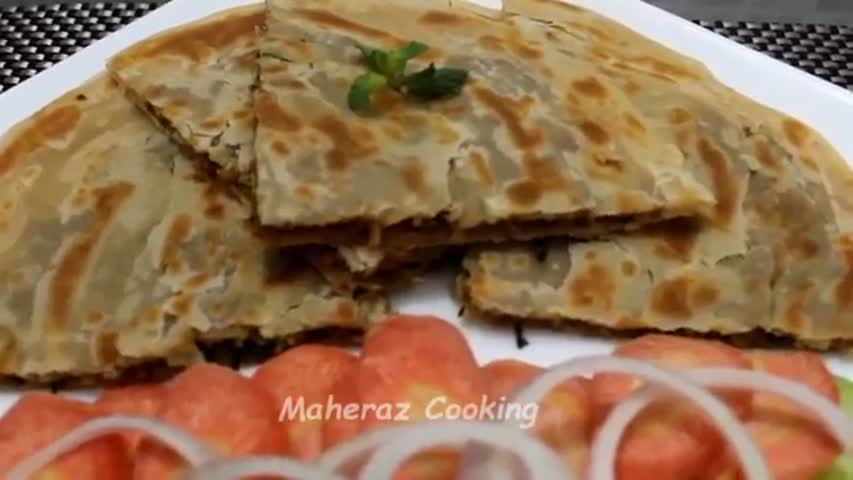 QEEMA PARATHA  {stuffed mince paratha }