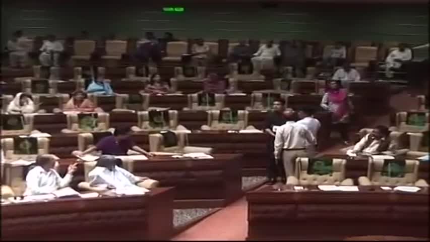 TV anchor Iqrar-ul-Hassan arrested after  Takes Gun Inside Sindh Assembly