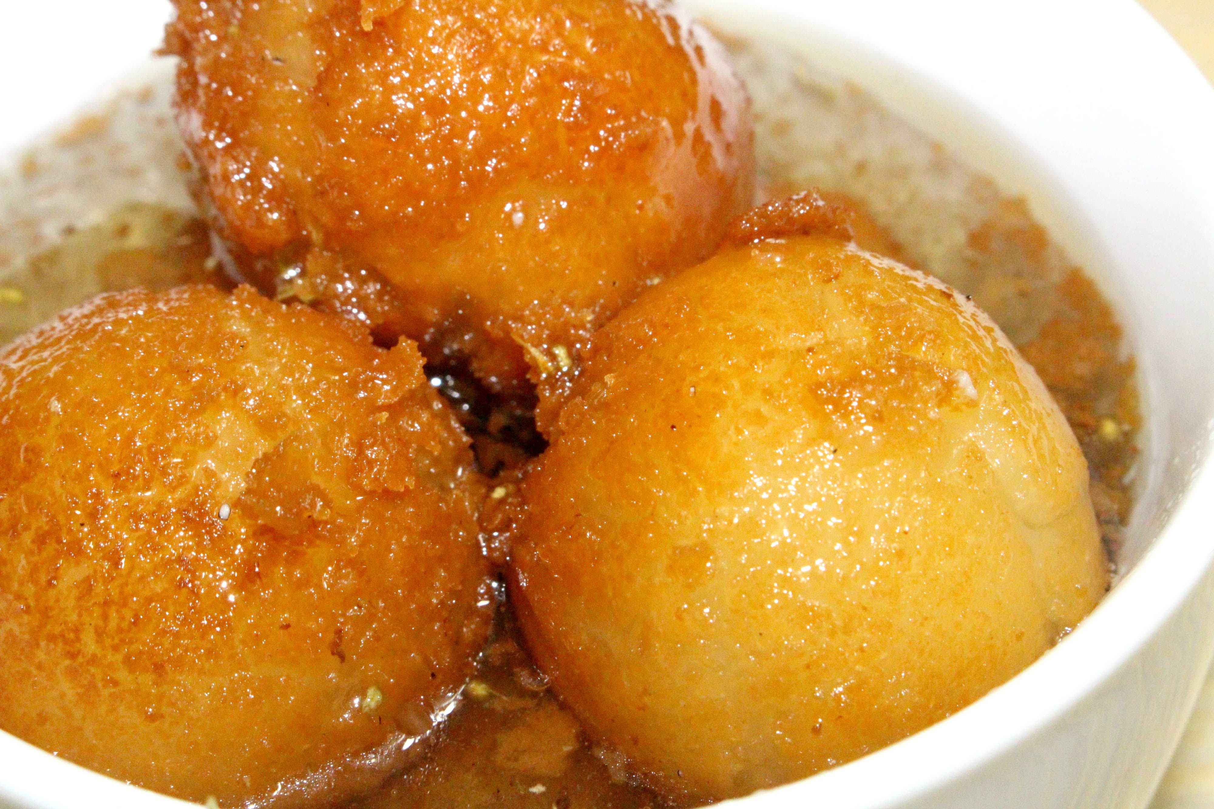 Homemade Gulab Jamun Recipe - Delicious Gulab Jamun - Gulab Jamun Pakistani Recipe